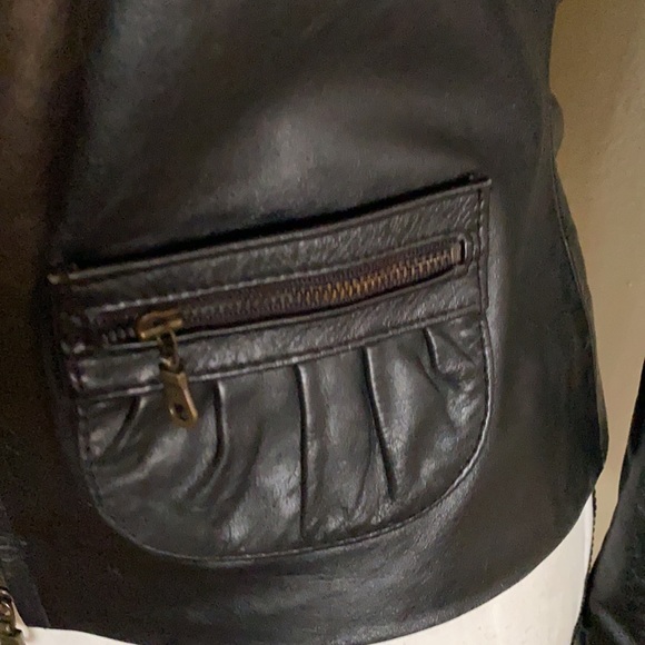 ✨🔥Frenchi Genuine Leather Jacket - Picture 14 of 15